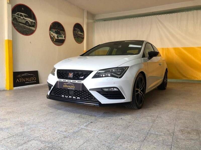Branco Usado 2017 Seat Leon | € 24.500 - Imagem 1/4