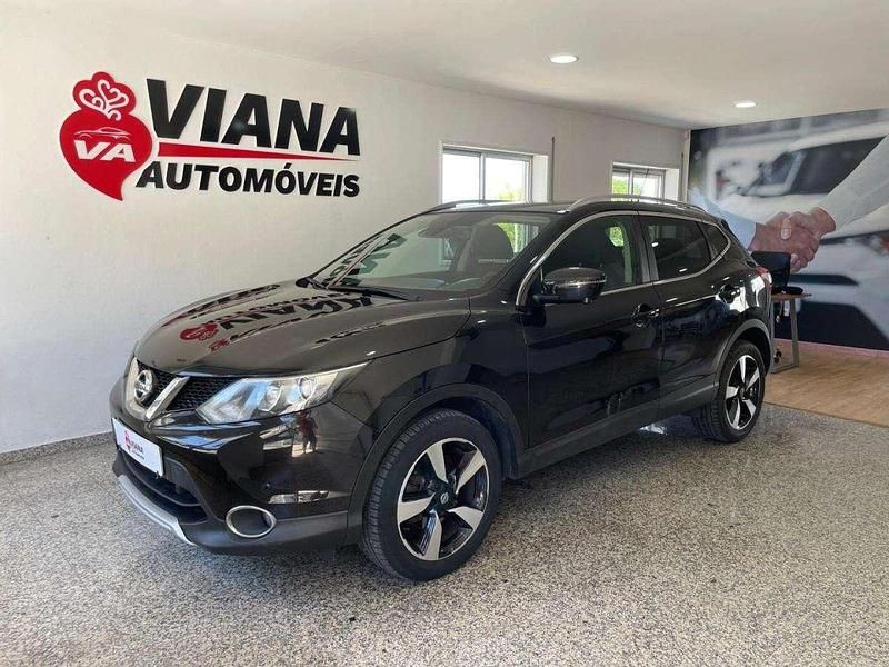 Preto Usado 2017 Nissan Qashqai N-Connecta SUV | € 17.990 (Preço justo) - Imagem 1/4