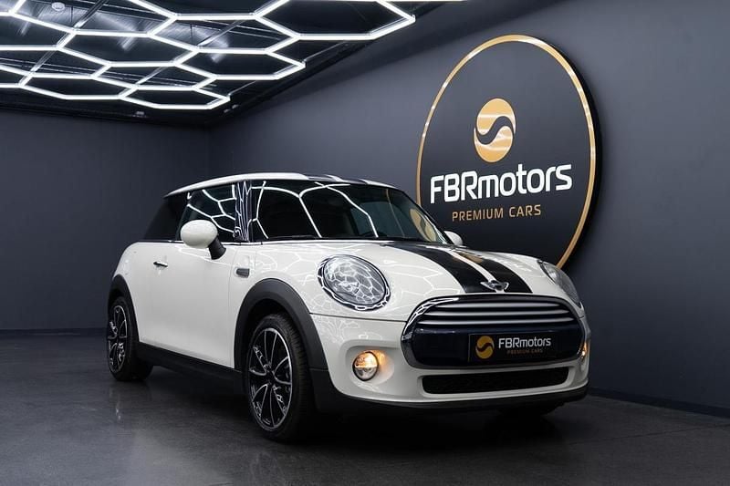Usado Mini Cooper 116 HP (85 kW) 2015 Branco Citadino