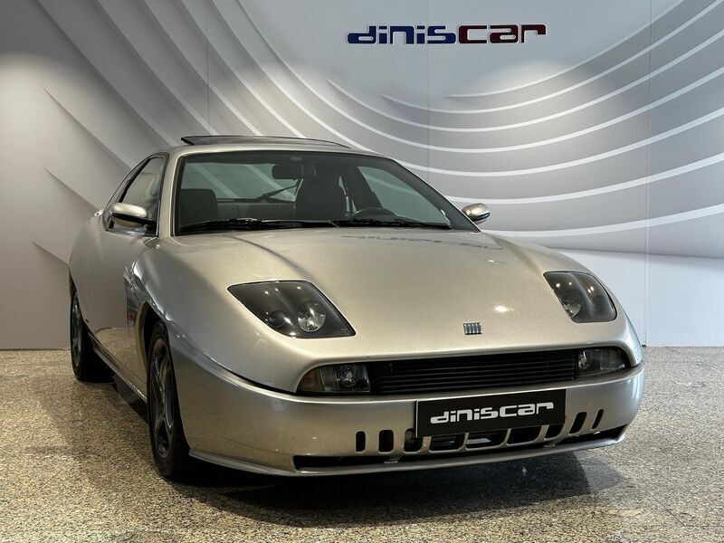 Cinza Usado 1998 Fiat Coupé Coupé | € 9.900 - Imagem 1/4