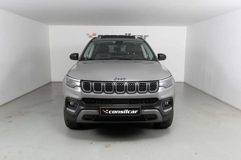 Usado Jeep Compass Trailhawk 240 HP (176 kW) 2023 Cinza SUV