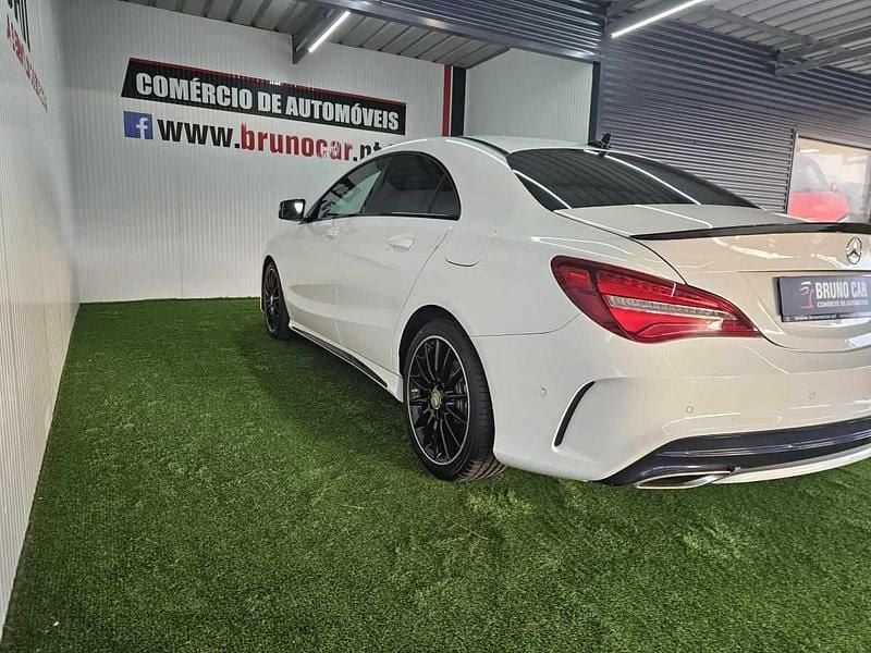Usado Mercedes CLA180 109 HP (80 kW) 2018 Branco Sedan