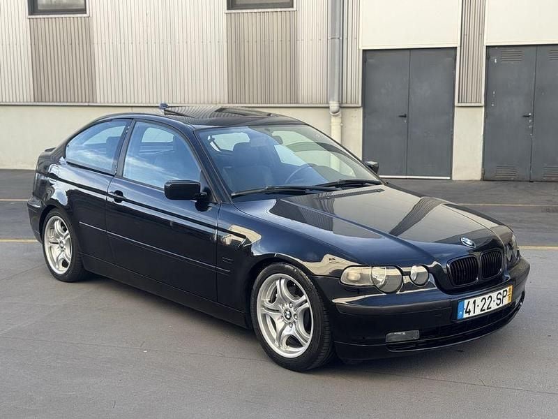 Usado 2001 BMW 320 Sedan | € 5.250 (Bom preço) - Imagem 1/4