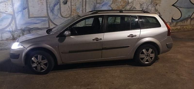 Usado 2005 Renault Mégane II Sedan | € 1.850 (Preço justo) - Imagem 1/4