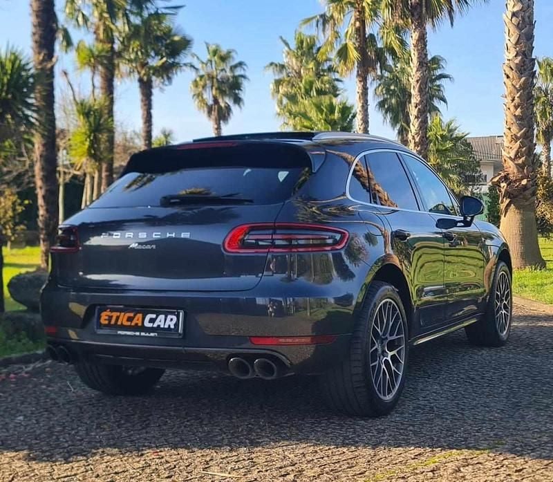 Usado Porsche Macan 252 HP (185 kW) 2017 Cinza SUV
