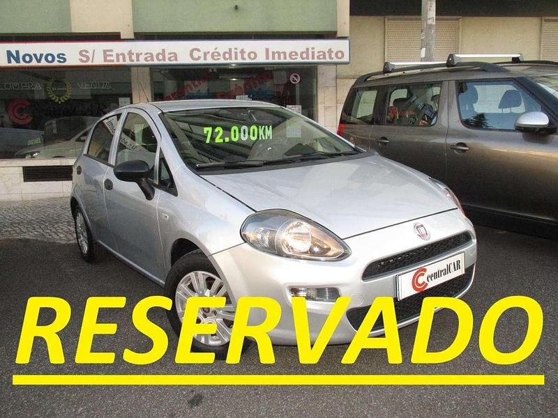 Cinza Usado 2018 Fiat Punto Easy Citadino | € 9.980 (Preço elevado) - Imagem 1/4