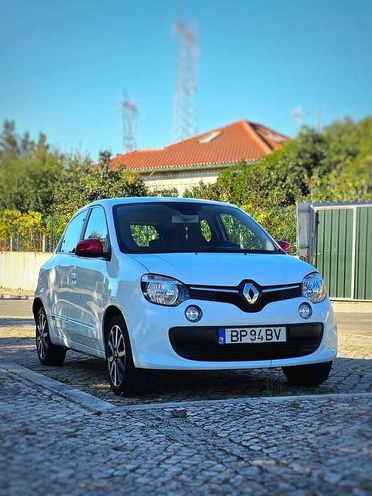 Usado 2015 Renault Twingo LIMITED Citadino | € 7.900 (Bom preço) - Imagem 1/4