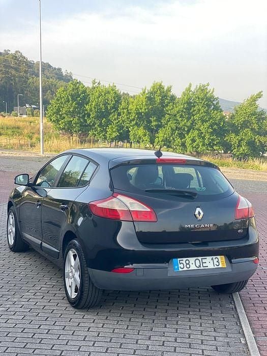 Usado Renault Mégane III 110 HP (80 kW) 2012 Sedan