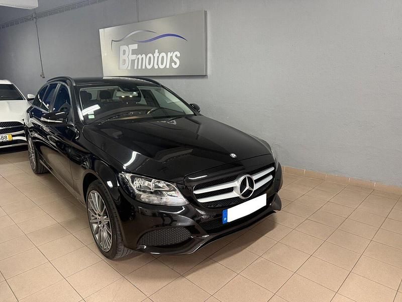 Preto Usado 2014 Mercedes C220 Classic Carrinha | € 17.490 - Imagem 1/4