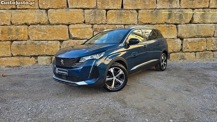 Azul Usado 2022 Peugeot 5008 Crossway Monovolume | € 29.500 (Preço justo) - Imagem 1/1