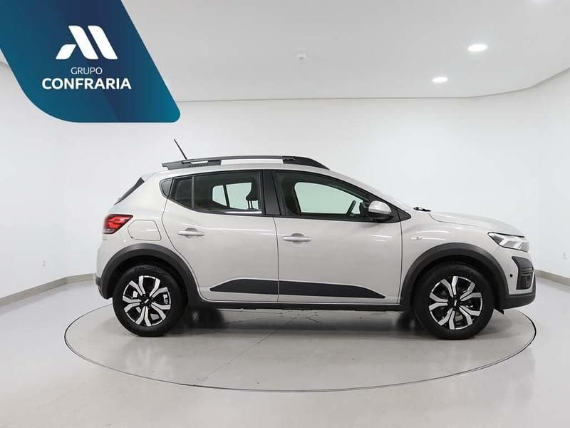 Usado Dacia Sandero Expression 91 HP (66 kW) 2024 Cinza Citadino