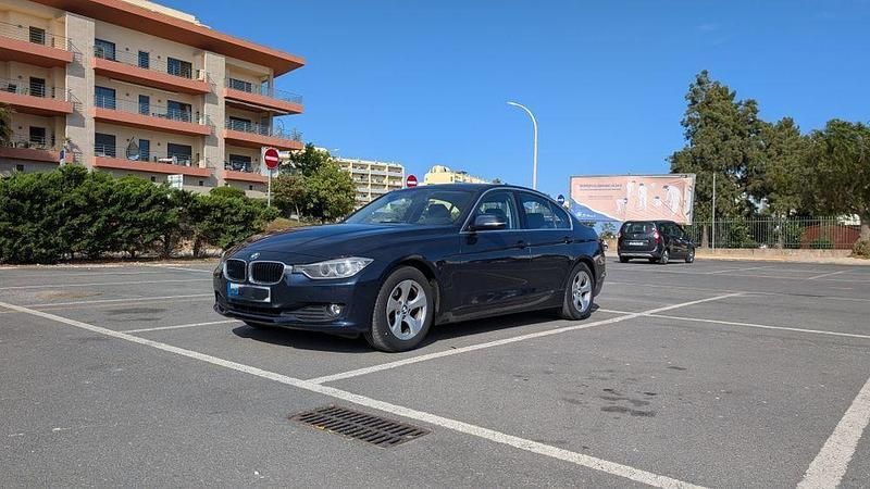 Usado 2013 BMW 320 Efficient Dynamics Sedan | € 11.700 - Imagem 1/4