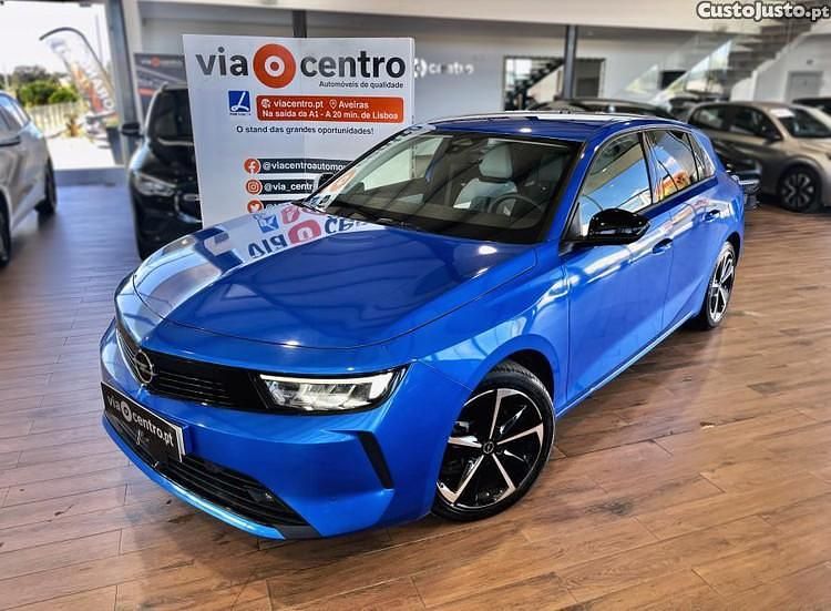 Azul Usado 2023 Opel Astra Elegance Citadino | € 21.400 (Bom preço) - Imagem 1/1