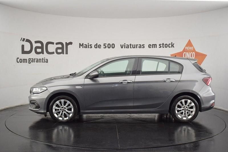 Usado Fiat Tipo Lounge 95 HP (69 kW) 2019 Cinza