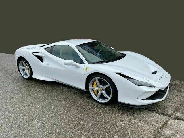 Ferrari f8 tributo White