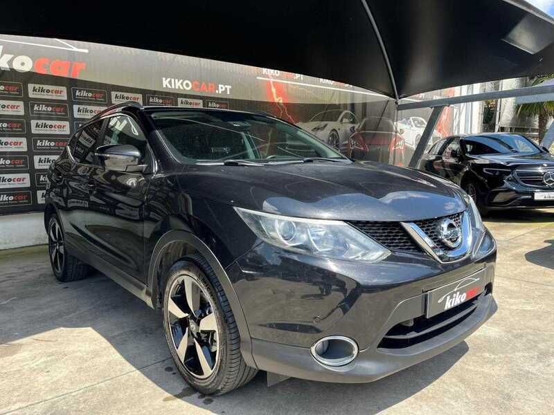 Preto Usado 2016 Nissan Qashqai SUV | € 13.900 (Bom preço) - Imagem 1/4