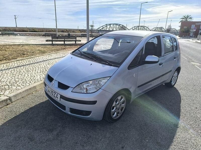 Usado 2004 Mitsubishi Colt Invite Sedan | € 3.000 (Bom preço) - Imagem 1/4