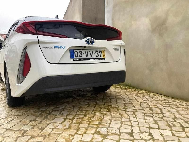Usado Toyota Prius 122 HP (89 kW) 2018 Branco Citadino