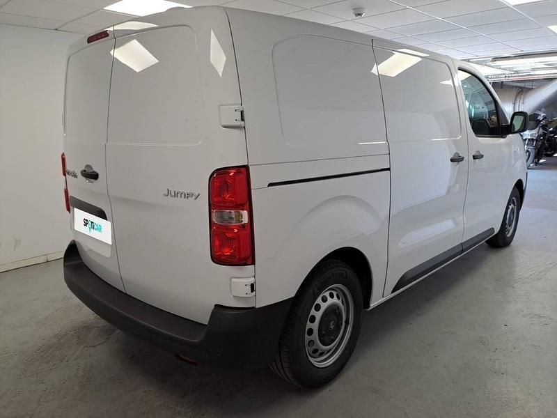 Usado Citroën Jumpy 120 HP (88 kW) 2025 Branco Monovolume