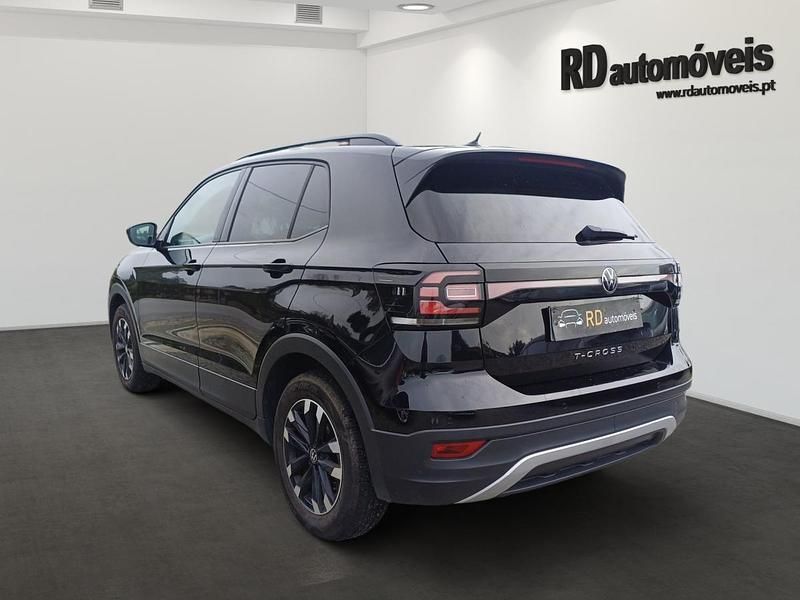 Usado VW T-Cross 110 HP (80 kW) 2023 Preto SUV