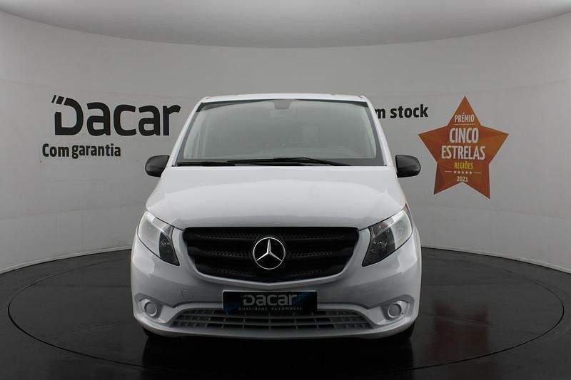 Usado Mercedes Vito 114 HP (83 kW) 2019 Branco Van