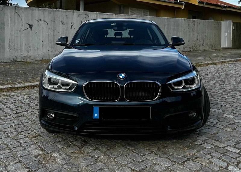 Azul Usado 2017 BMW 116 Citadino | € 15.750 (Bom preço) - Imagem 1/4