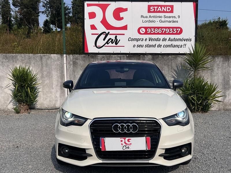 Branco Usado 2011 Audi A1 S-Line Citadino | € 12.500 - Imagem 1/4