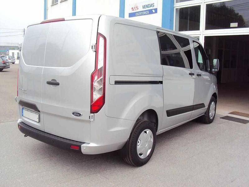 Usado Ford Transit 130 HP (95 kW) 2022 Cinzento