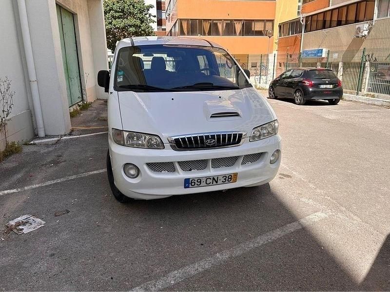 Usado Hyundai H-1 100 HP (73 kW) 2006 Branco Monovolume