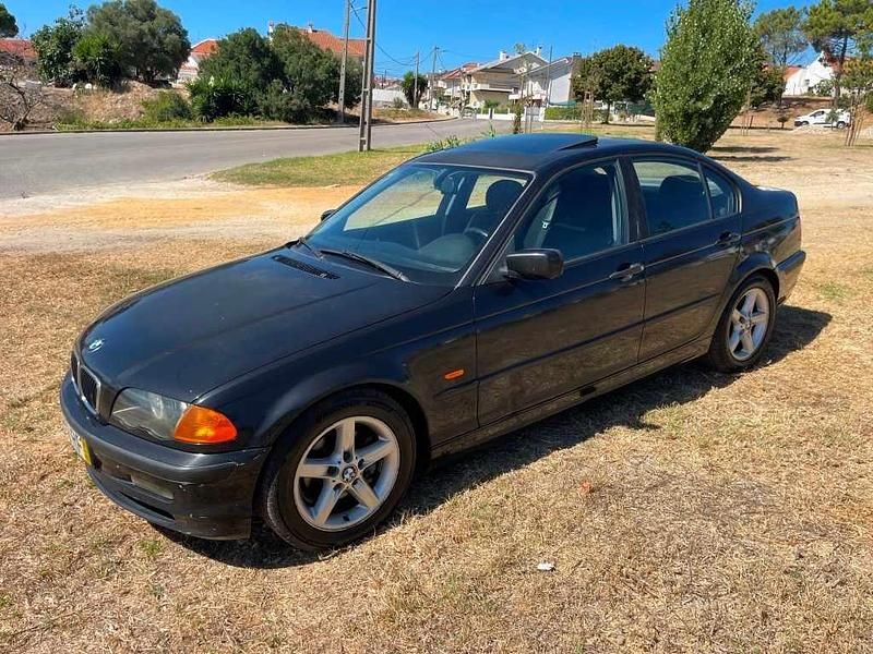 Preto Usado 2001 BMW 320 Sedan | € 2.950 (Bom preço) - Imagem 1/4