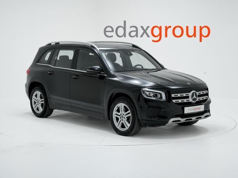 Preto Usado 2020 Mercedes 220 | € 34.990 - Imagem 1/4