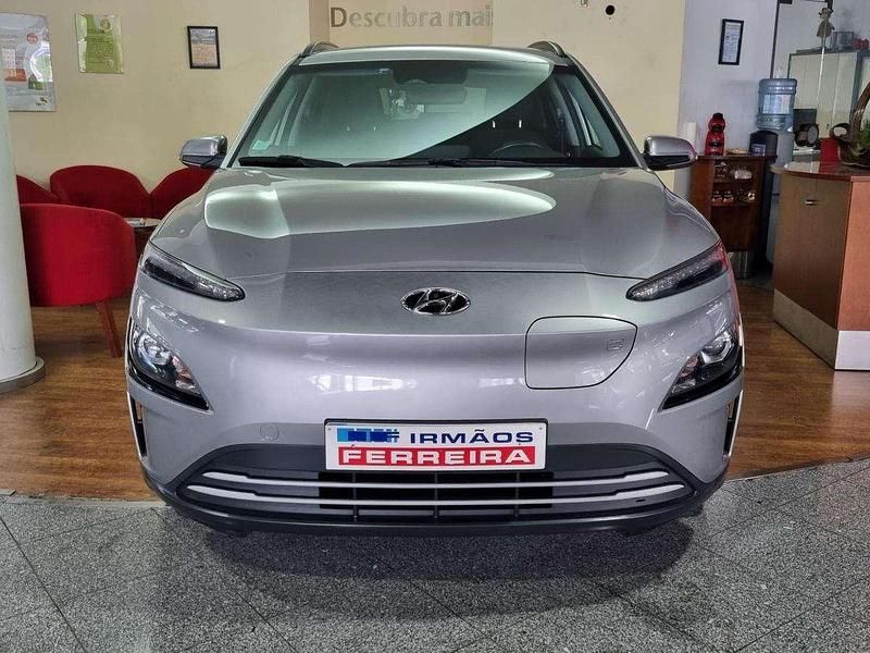 Usado Hyundai Kauai 100 kW (136 HP) 2022 Cinzento SUV