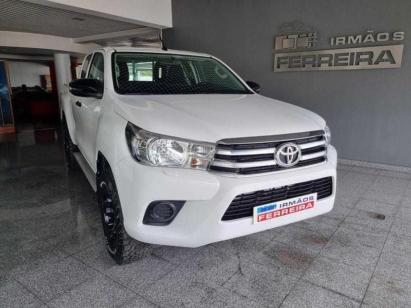 Branco Usado 2019 Toyota HiLux Pickup | € 32.950 (Preço justo) - Imagem 1/4