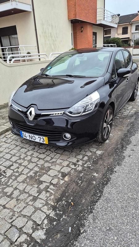 Usado Renault Clio IV 90 HP (66 kW) 2013 Preto Citadino
