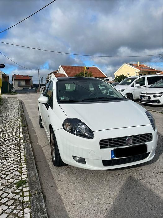 Usado Fiat Grande Punto Red 2009 Citadino