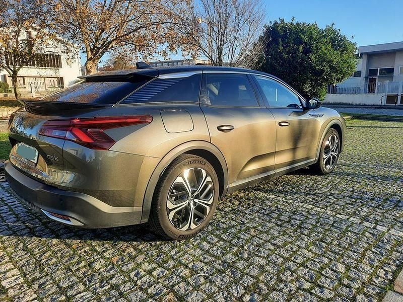 Usado Citroën C5 X Shine 225 HP (165 kW) 2023 Carrinha