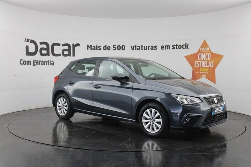 Cinza Usado 2018 Seat Ibiza Reference | € 12.499 (Bom preço) - Imagem 1/4