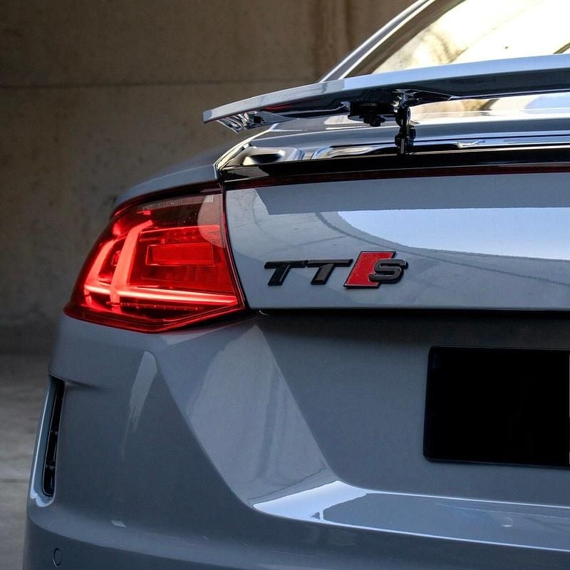 Usado Audi Q2 Sport 310 HP (228 kW) 2020 Cinza SUV