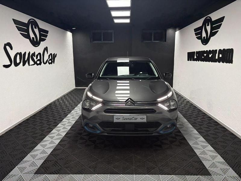 Usado Citroën e-C4 Shine 100 kW (136 HP) 2021 Cinza SUV