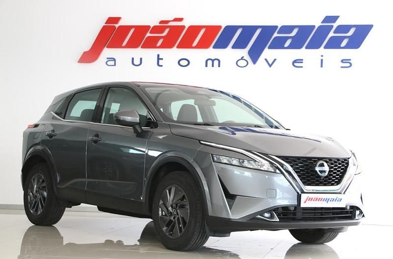 Cinzento Usado 2024 Nissan Qashqai Acenta SUV | € 29.500 (Preço elevado) - Imagem 1/4