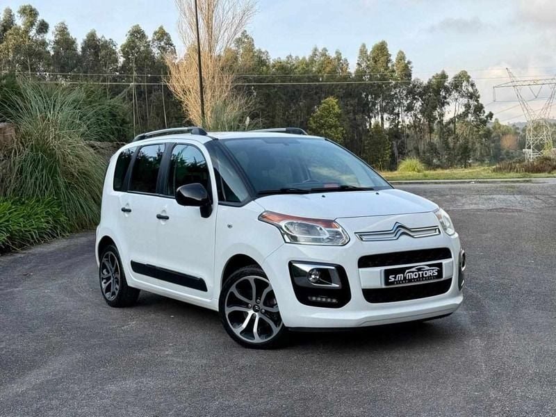 Branco Usado 2017 Citroën C3 Picasso Monovolume | € 9.990 - Imagem 1/4