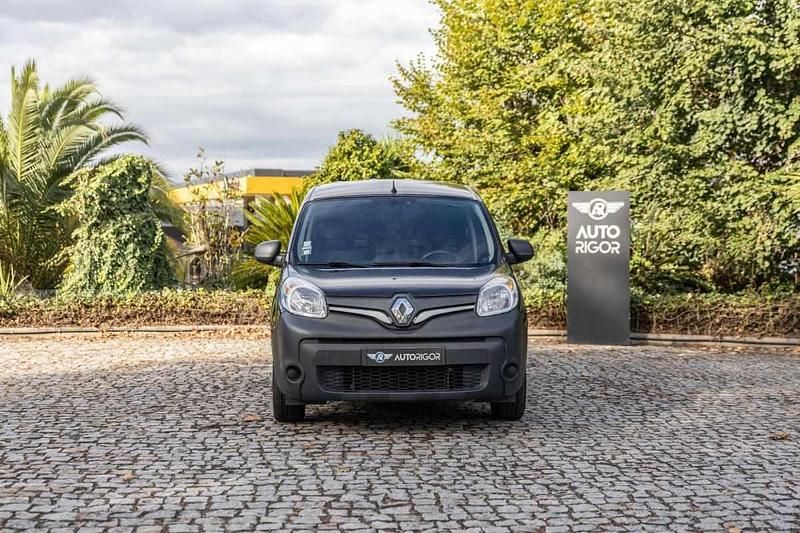Usado Renault Kangoo 115 HP (84 kW) 2021 Preto Monovolume
