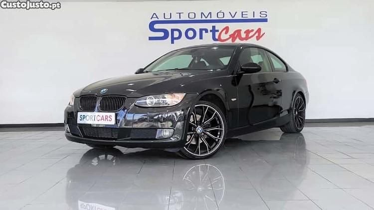 Preto Usado 2007 BMW 320 Coupé | € 12.450 (Preço justo) - Imagem 1/1