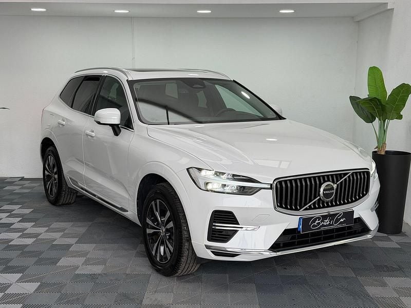 Usado Volvo XC60 Inscription 349 HP (256 kW) 2021 Branco SUV