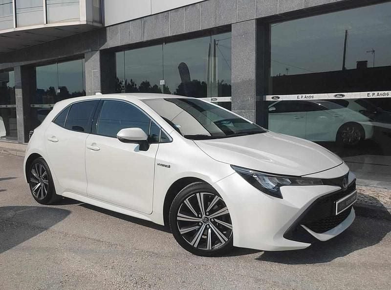Branco Usado 2021 Toyota Corolla Citadino | € 25.300 - Imagem 1/4