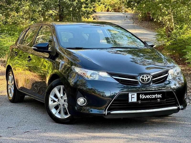 Preto Usado 2014 Toyota Auris | € 13.450 (Bom preço) - Imagem 1/4