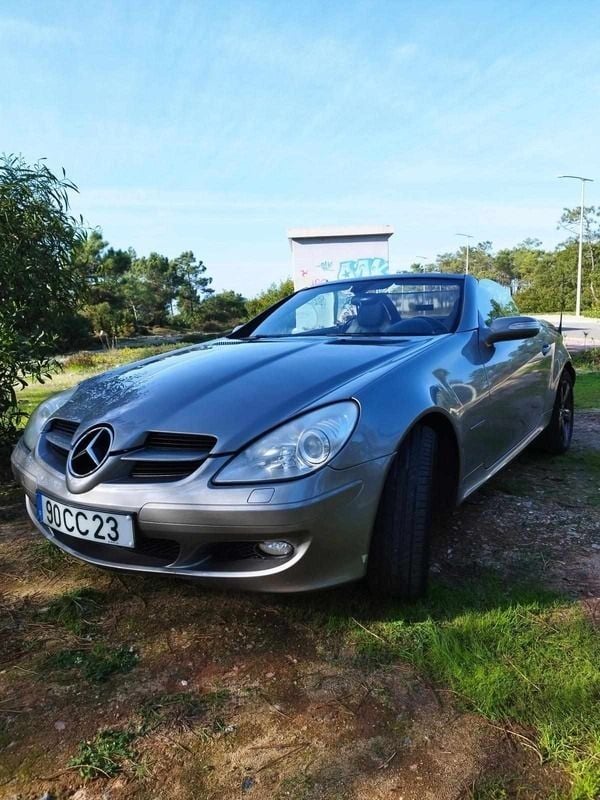 Cinzento Usado 2006 Mercedes SLK200 Cabrios | € 13.500 (Bom preço) - Imagem 1/4