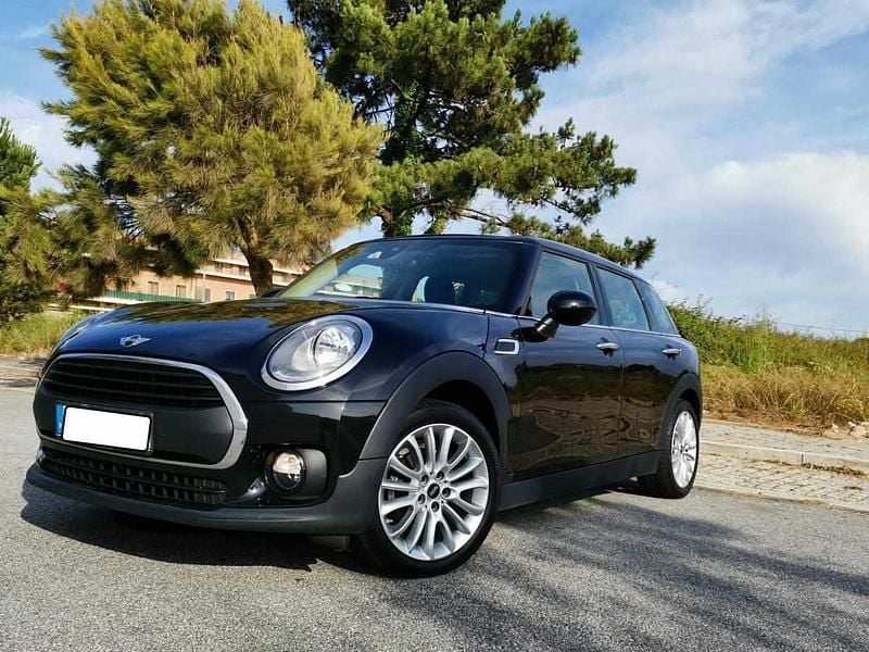 Usado Mini Clubman 102 HP (75 kW) 2017 Preto Carrinha