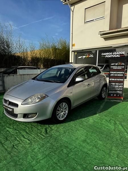 Cinza Usado 2007 Fiat Bravo Dynamic Citadino | € 4.490 (Preço justo) - Imagem 1/1