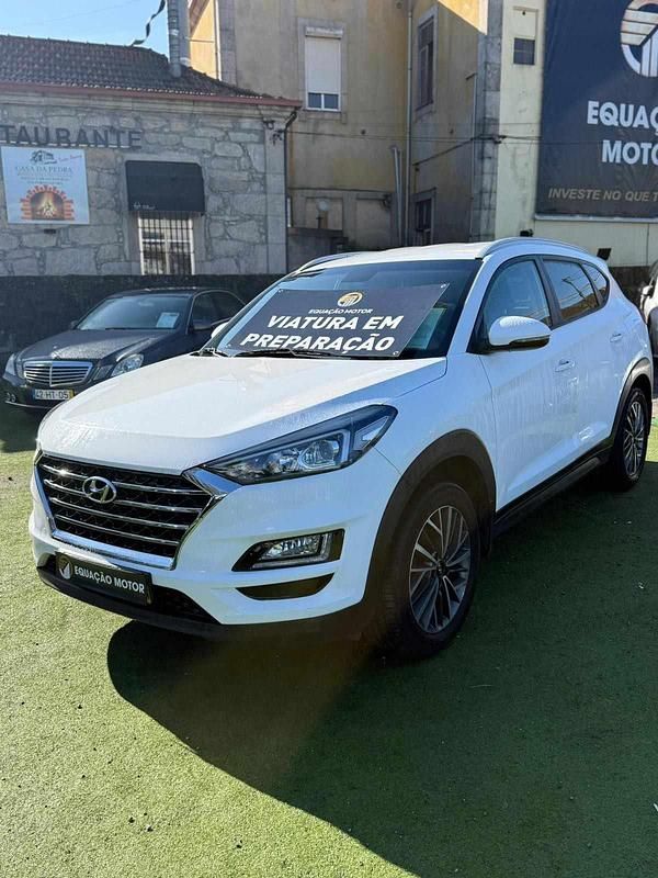 Usado Hyundai Tucson 132 HP (97 kW) 2020 Branco SUV